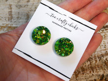 Load image into Gallery viewer, Green Round Stud Earrings [pre-order]
