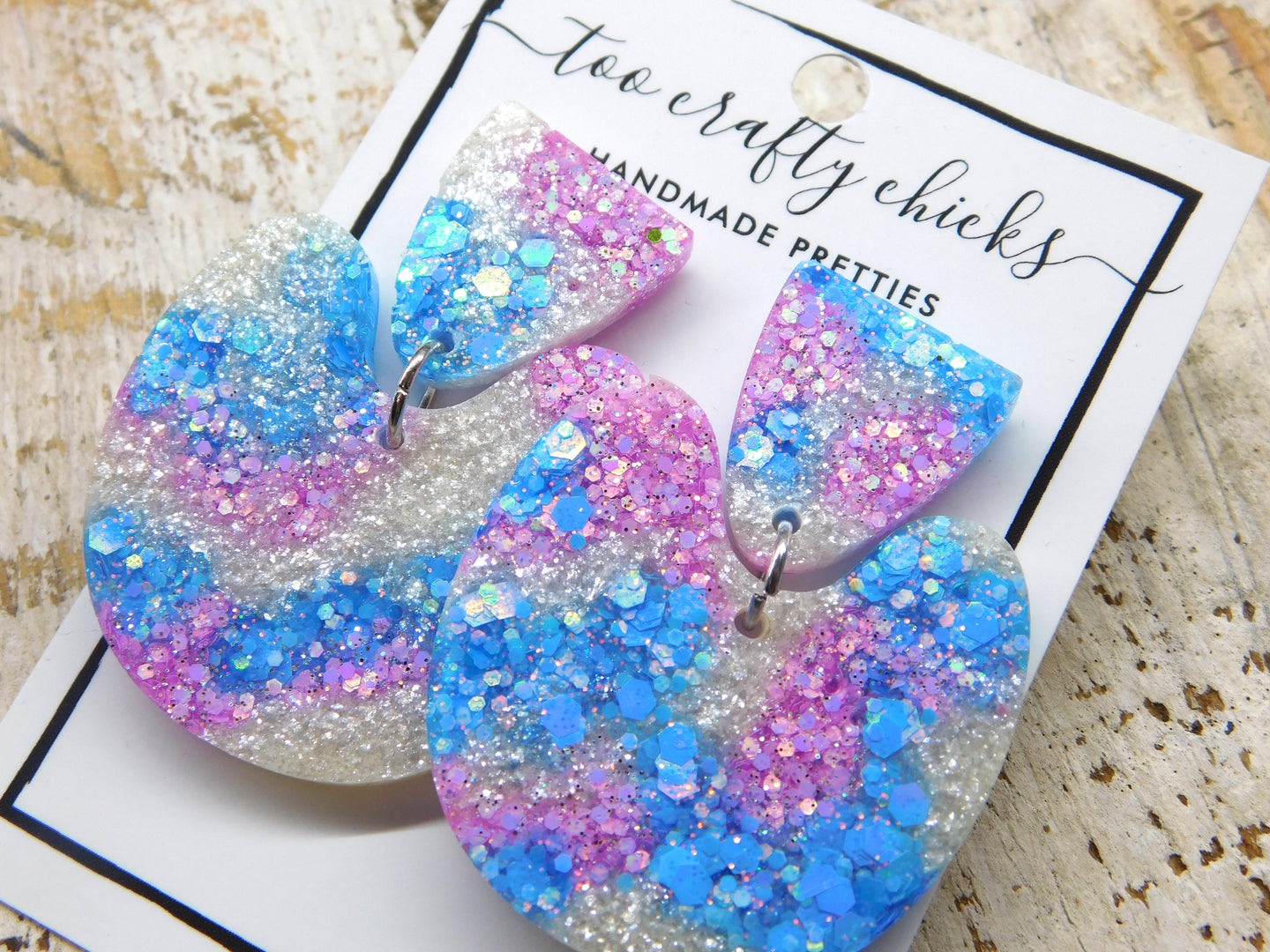 Lavender Blue & White U-Turn Dangles