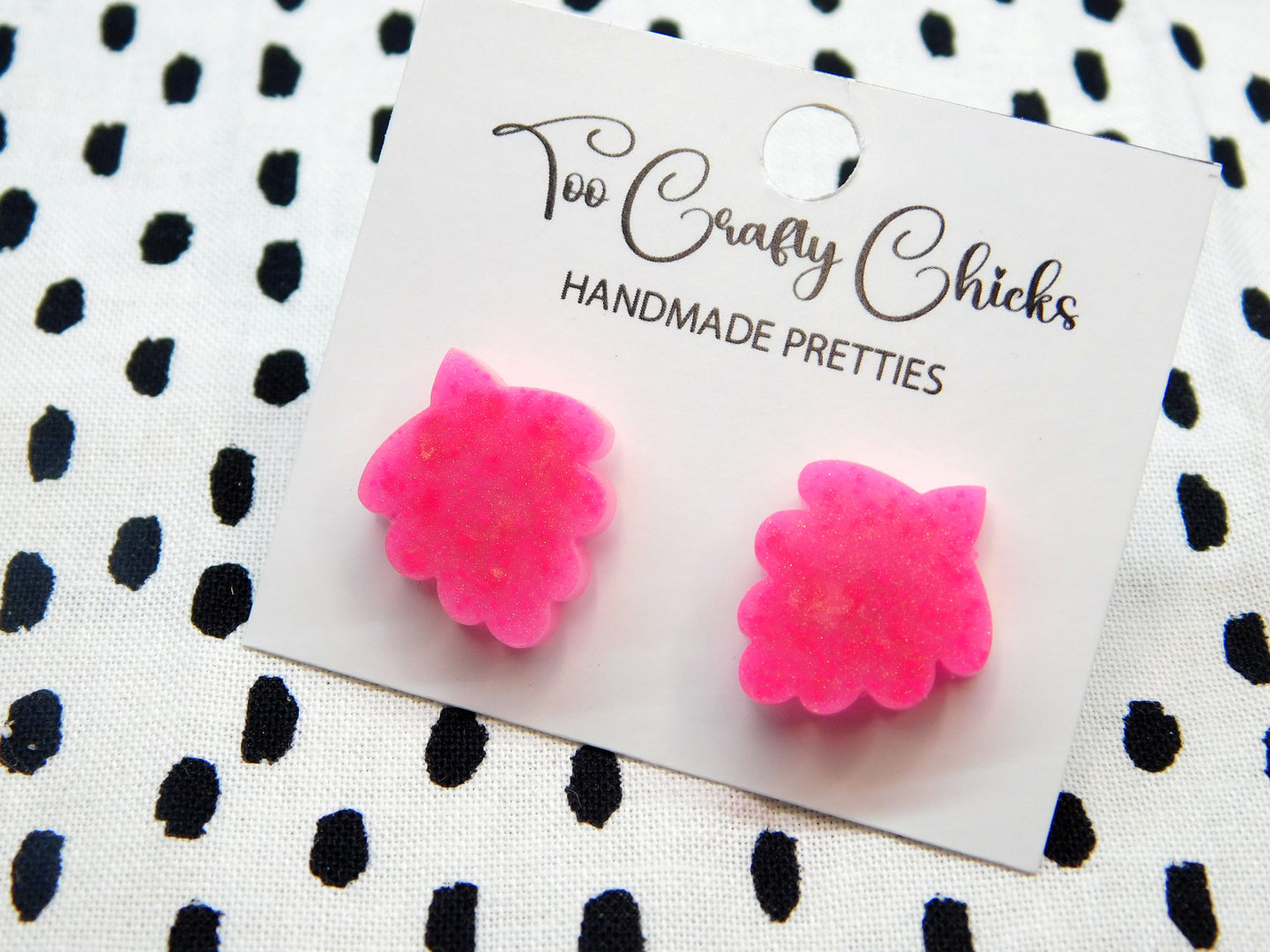 Pink 3/4 in. Seashell Studs