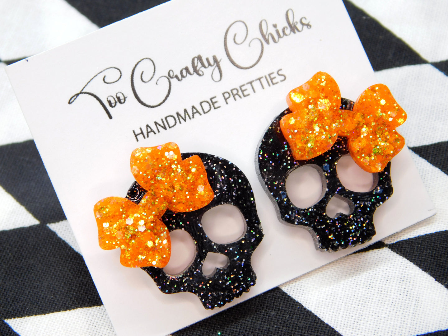 1 in. Black Skull w/ Orange Bow Studs