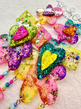 Load image into Gallery viewer, Tie Dye Flower Heart Dangles
