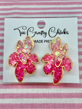 Load image into Gallery viewer, Pink &amp; Gold Ombre Small Stacked Flower Studs
