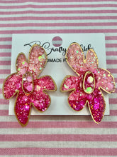 Load image into Gallery viewer, Pink &amp; Gold Ombre Large Stacked Flower Studs
