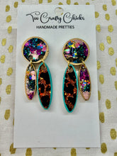 Load image into Gallery viewer, Fantasy Leopard Small Double Oval Dangles
